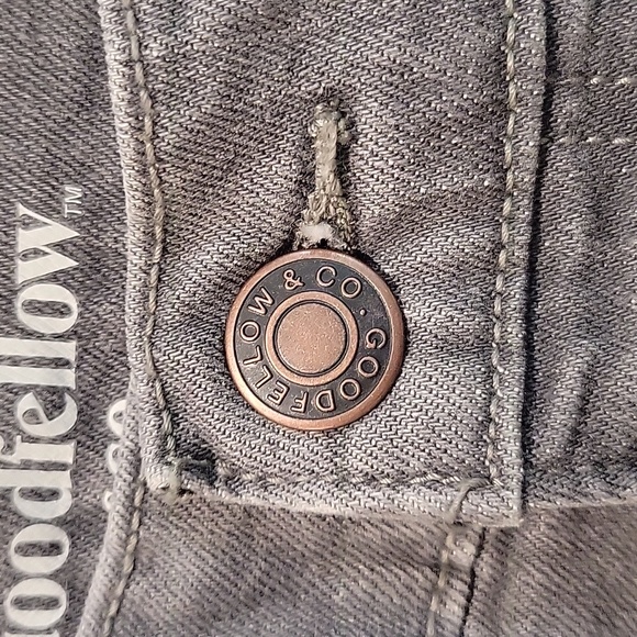 Men's Gray Jean Thin thigh and leg at the hip. Slim cenido - Picture 9 of 11